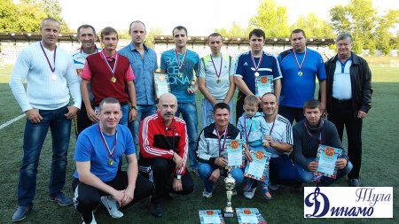 Команда Новомосковского «Динамо» — чемпион города среди мужских команд 2014 года!